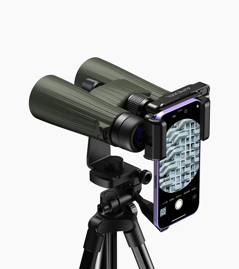 F002 Universal Smartphone Adapter