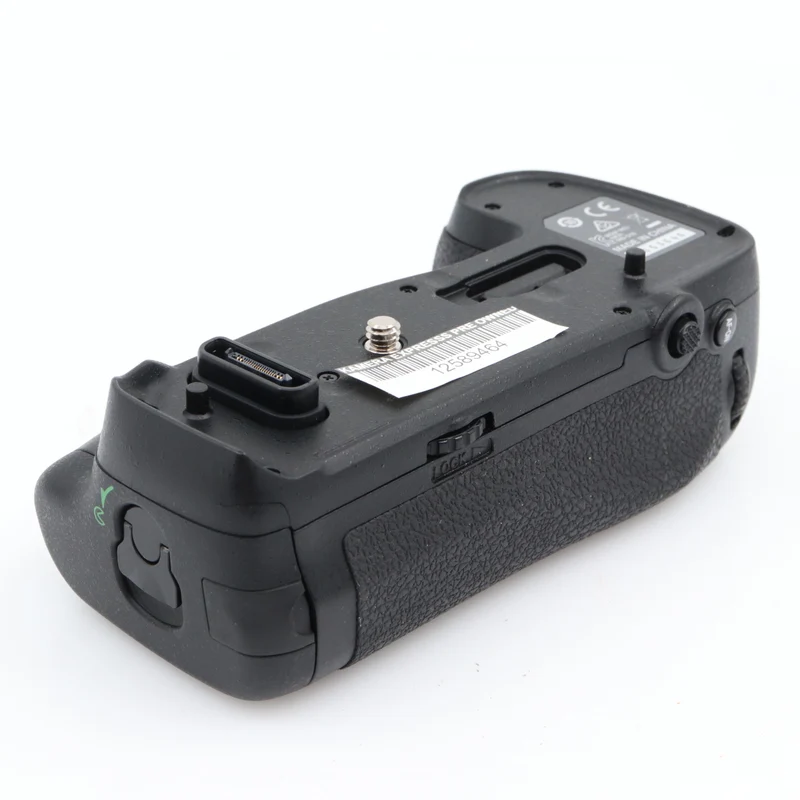 Nikon MB-D18 Batteriegriff Gebraucht