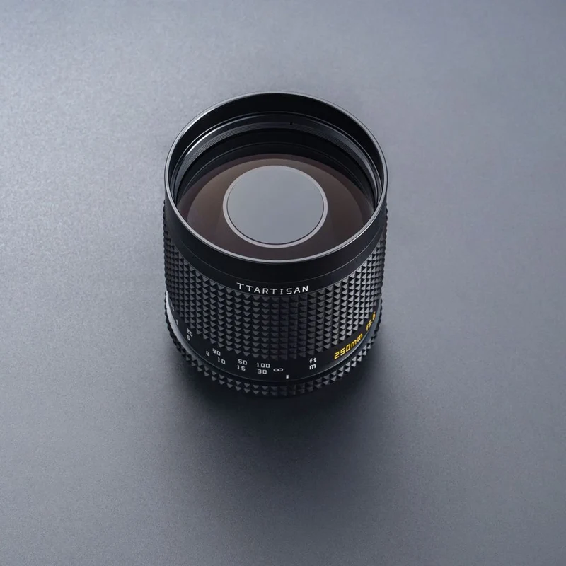 TTArtisan 250mm f/5,6 Vollformat-Reflexobjektiv M42