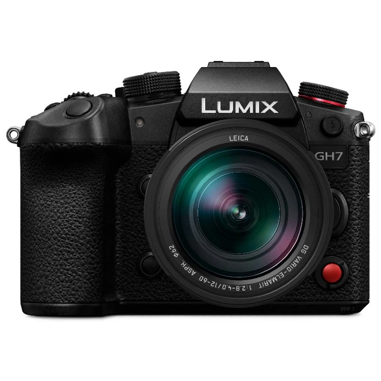 Panasonic Lumix DC-GH7 Body + 12-60mm f/2.8-4.0 Leica DG Vario-Elmarit