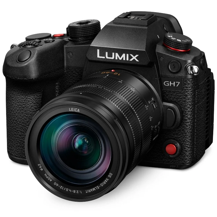 Panasonic Lumix DC-GH7 Body + 12-60mm f/2.8-4.0 Leica DG Vario-Elmarit