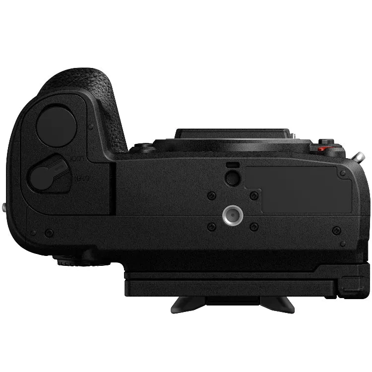 Panasonic Lumix DC-GH7 Body + 12-60mm f/2.8-4.0 Leica DG Vario-Elmarit