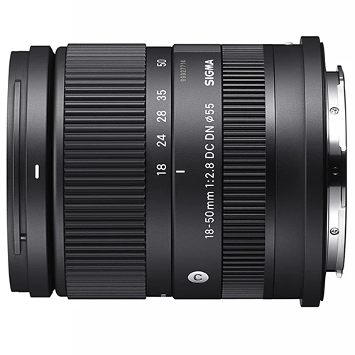 Fujifilm X-T5 black + Sigma 18-50mm f/2.8 DC DN Contemporary Fujifilm X
