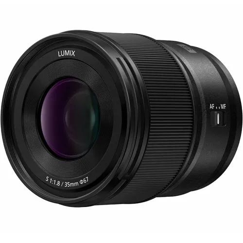 Panasonic Lumix DC-S5 IIX Body + Lumix S 20-60mm f/3.5-5.6 + Lumix S 35mm f/1.8