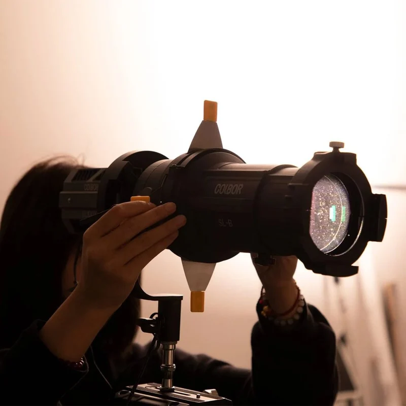 COLBOR COB Projector