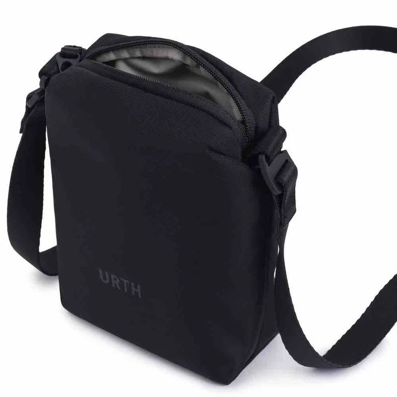 Urth Andesite Camera Pouch, black
