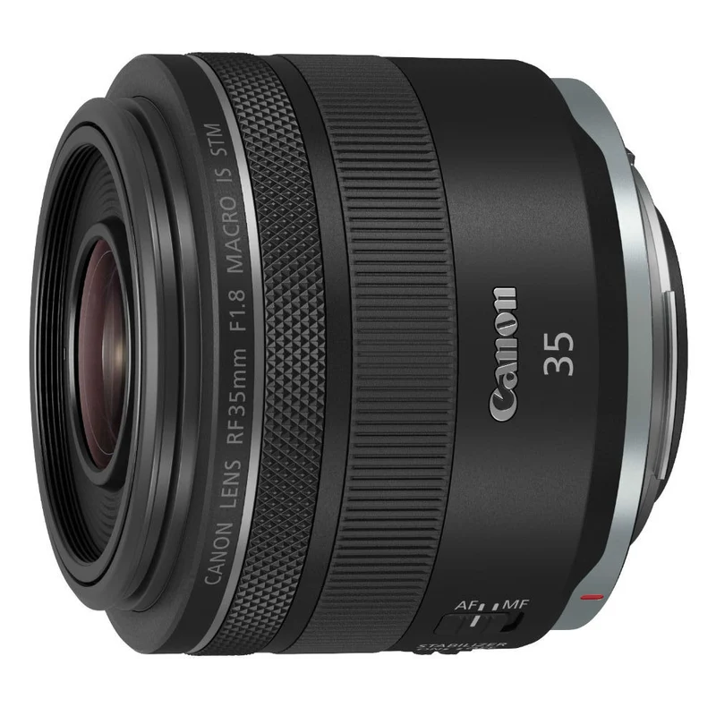 Canon EOS R6 mark II + RF 35mm f/1.8 IS Macro STM