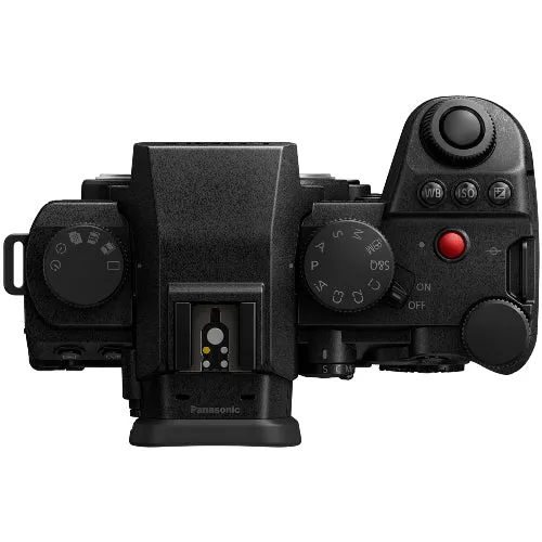 Panasonic Lumix DC-S5 IIX + Lumix S 24-105mm f/4.0 Macro OIS