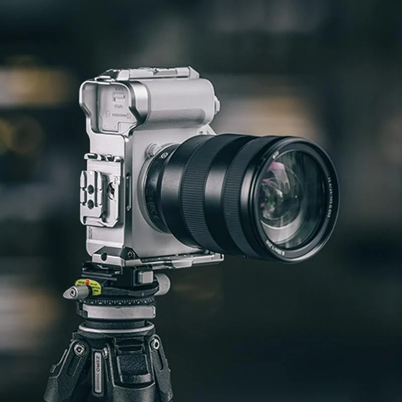 Falcam F22&F38&F50 Schnellspannkäfig Seide Silber (FÜR SONY ZV-E1) C00B3501W