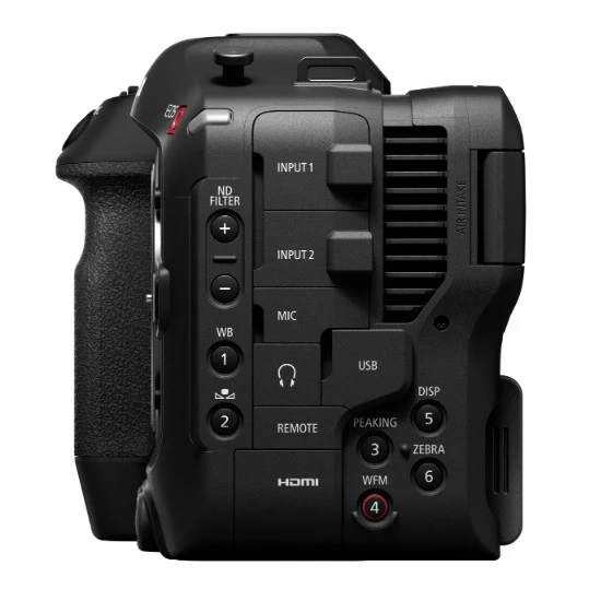 Canon EOS C70 + Mount adapter EF-EOS R 0.71x + BP-A30