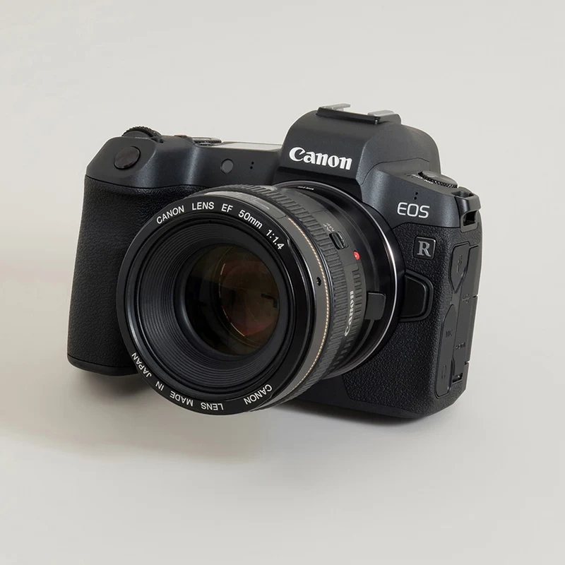 Urth Lens Mount adapter: Compatible with Canon (EF / EF S) Lens to Canon RF Camera Body OUTLET