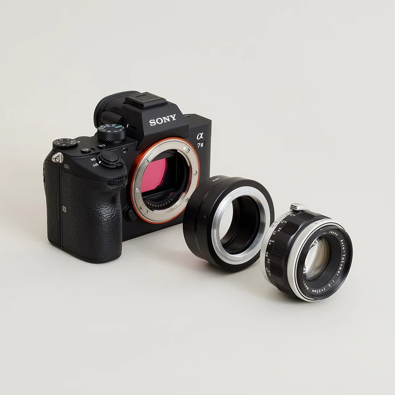 Urth Lens Mount adapter: Compatible with M42 Lens and Sony E Camera Body