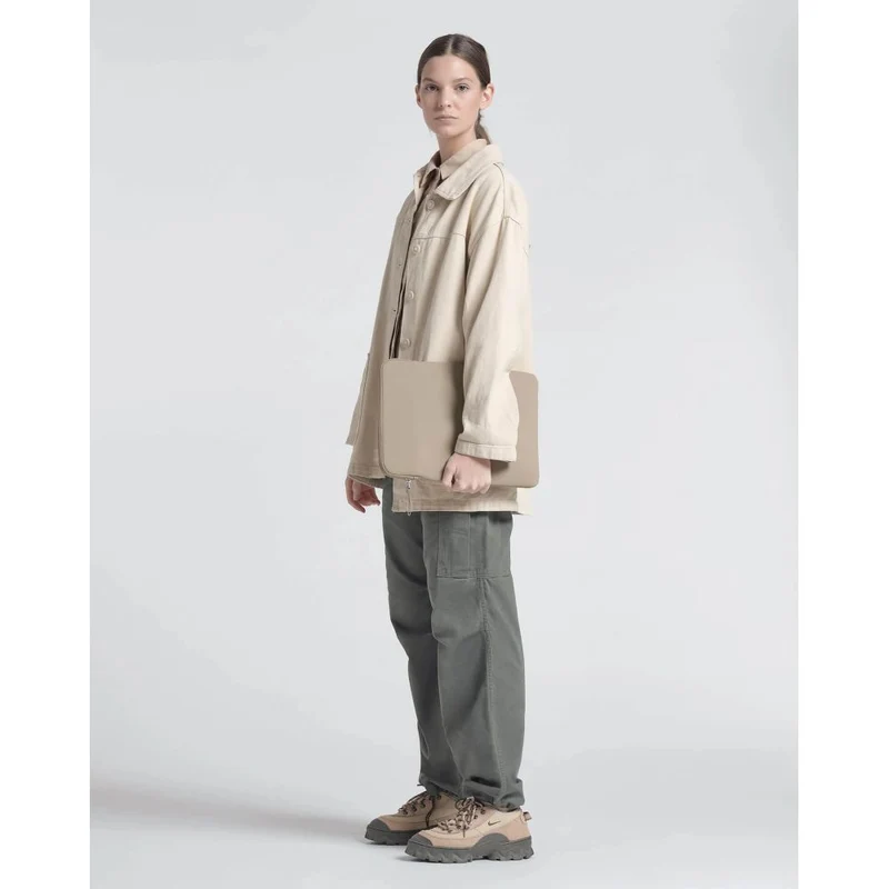 Urth Naos 15/16" Laptop-Tasche (beige)