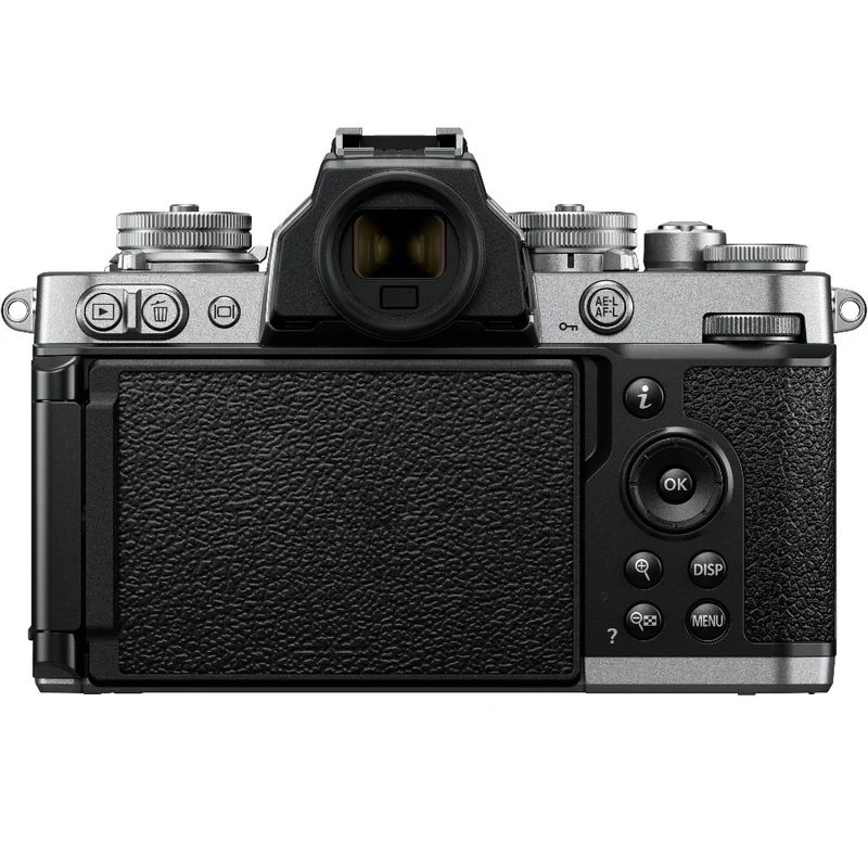 Nikon Z fc + Nikon Z DX 18-140mm f/3.5-6.3 VR