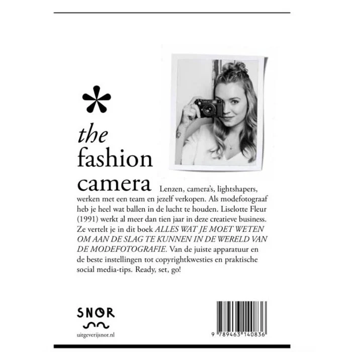 The Fashion Camera - The Handbook for the Aspiring Fashion Photographer