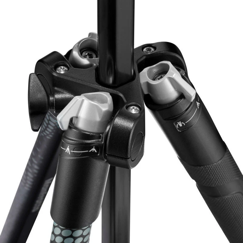 Manfrotto Element MII aluminium tripod kit