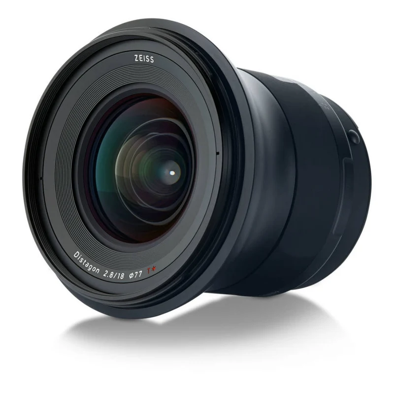 Zeiss Milvus 18mm f/2.8 Nikon