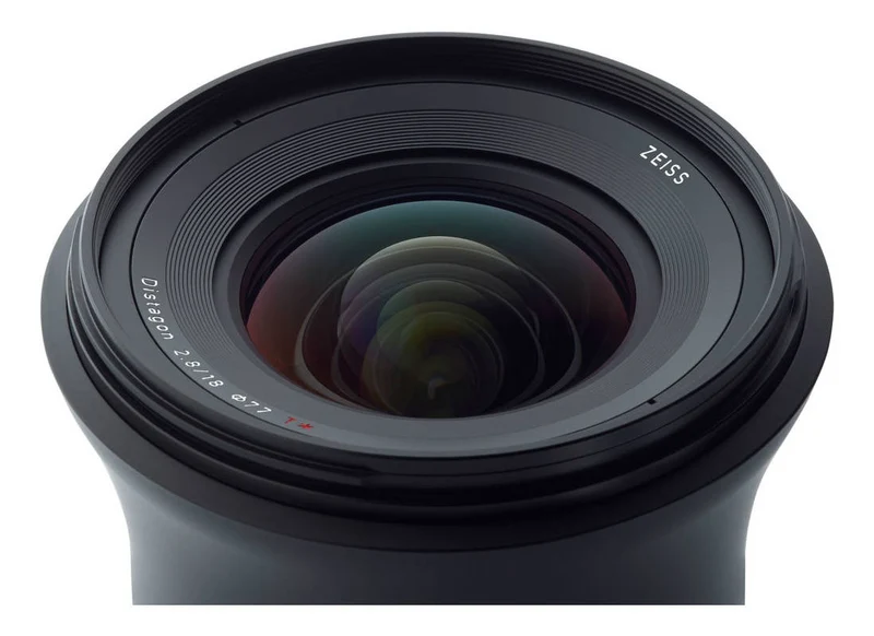 Zeiss Milvus 18mm f/2.8 ZE-Mount