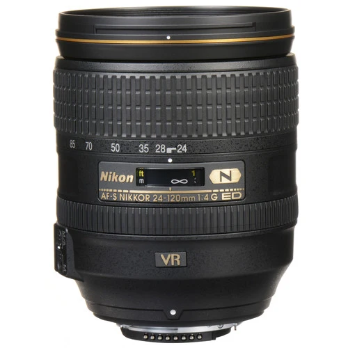 Nikon D780 Gehäuse + AF-S 24-120mm f/4 VR