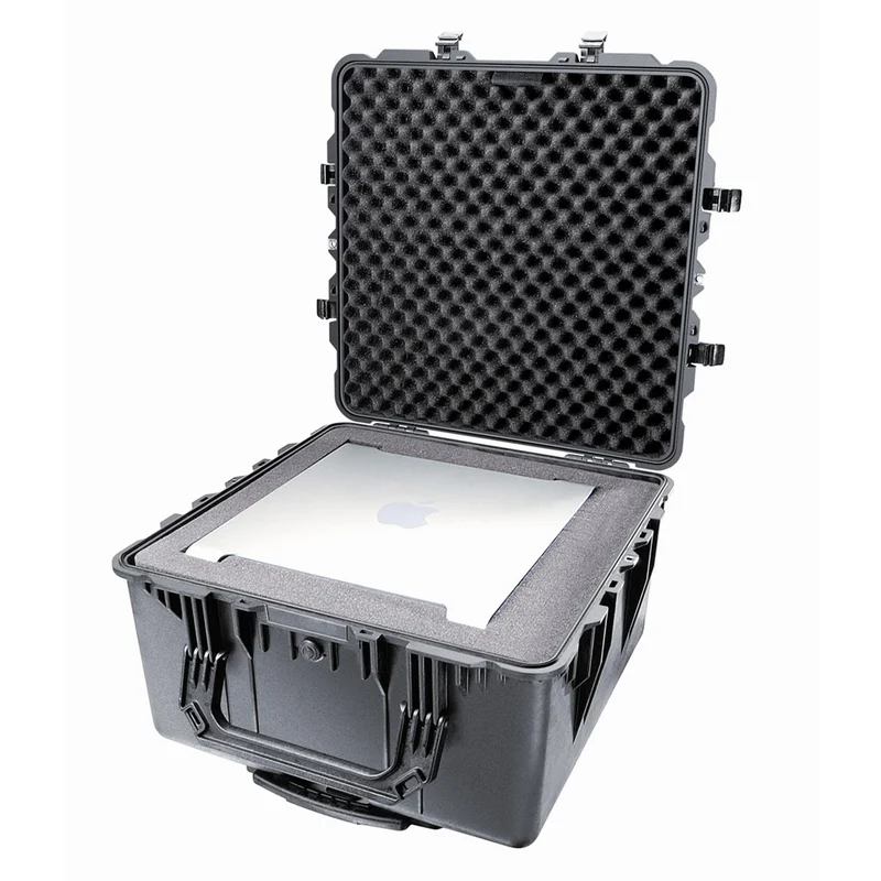 Peli™ 1640 case black with foam