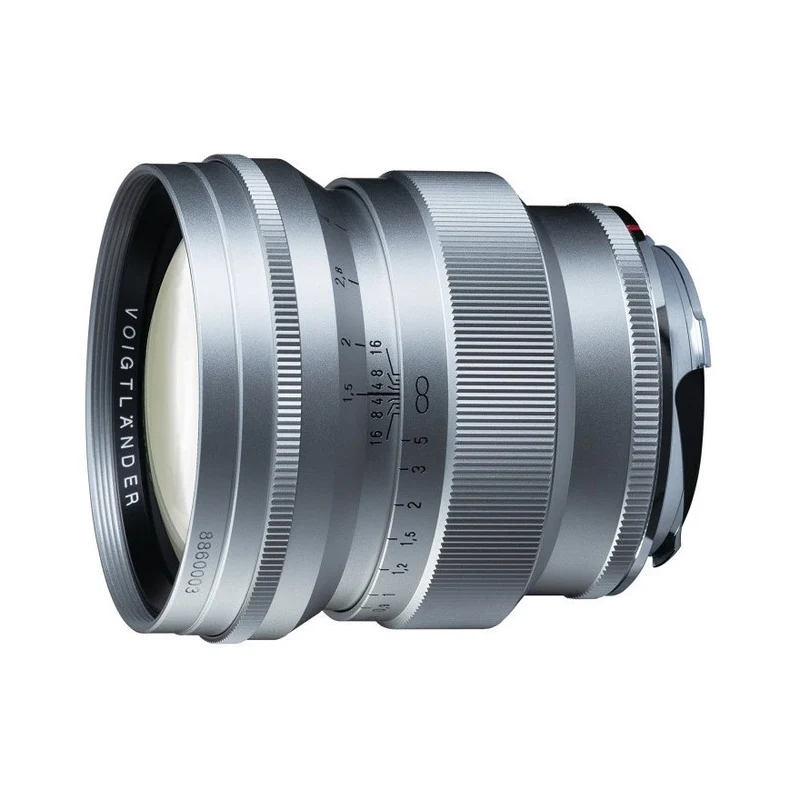 Voigtländer Nokton 75mm ƒ/1,5 Silber