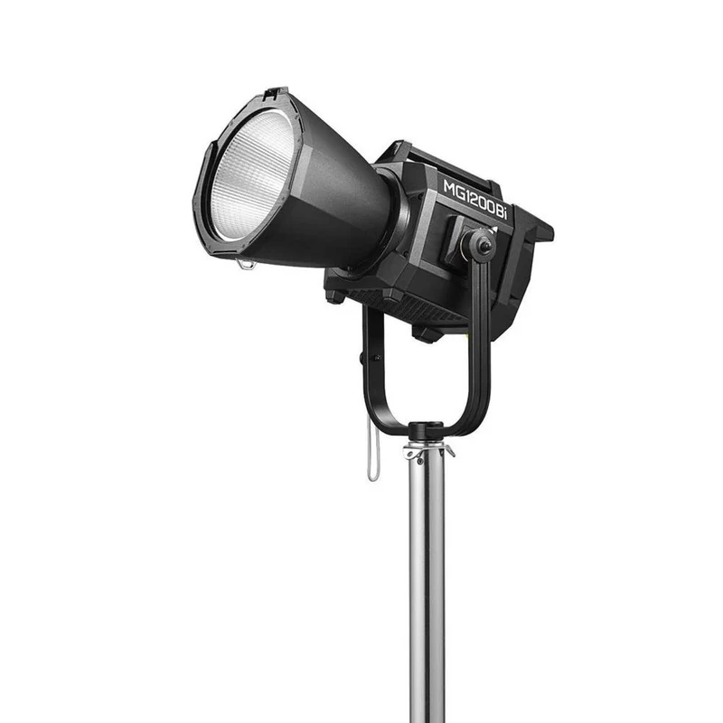 Godox MG1200Bi Bi-Colour Knowled Light Kit 2