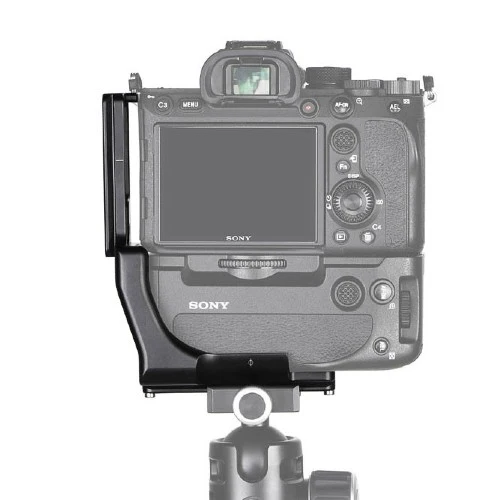 SUNWAYFOTO L-Plate for Sony A7RIV incl. Grip