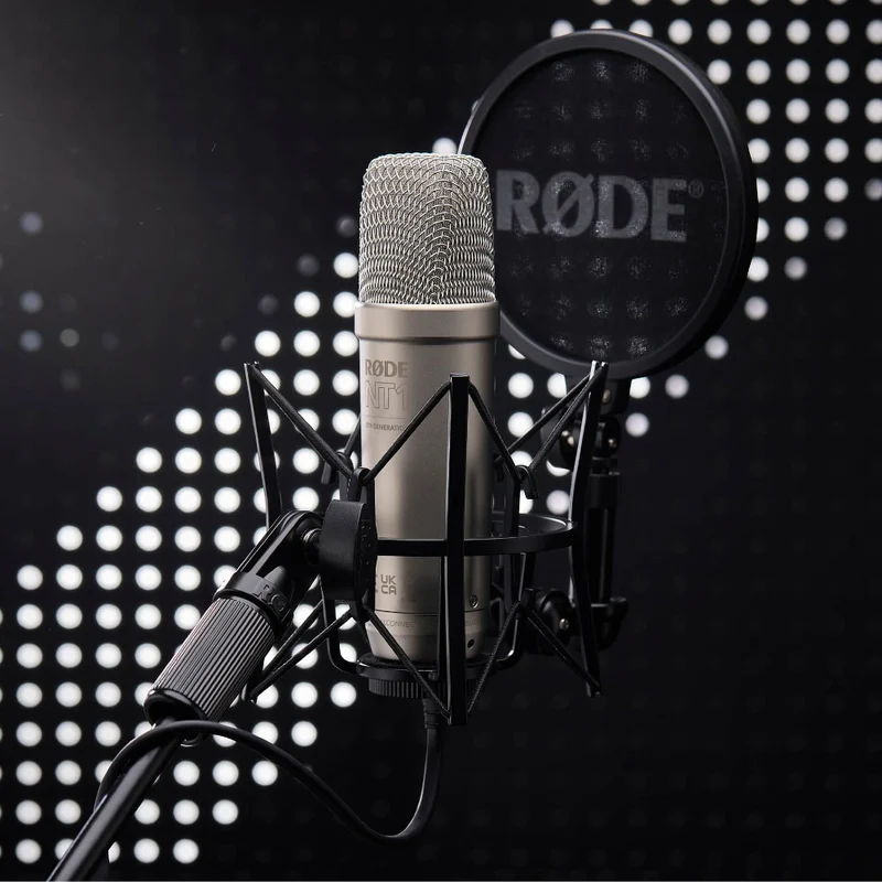 RØDE NT1 5th Gen condenser microphone silver