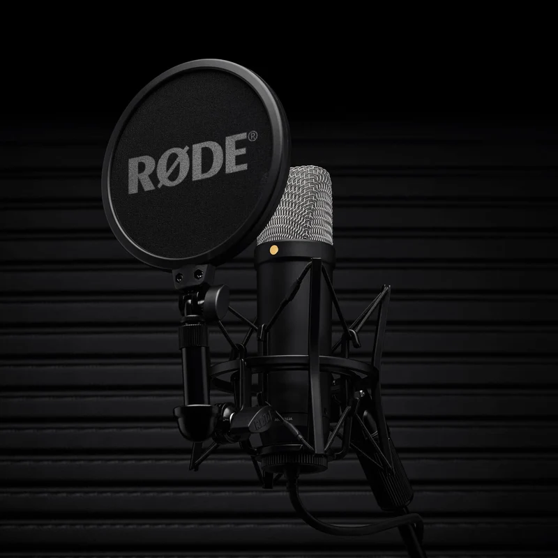 RØDE NT1 5th Gen condenser microphone black