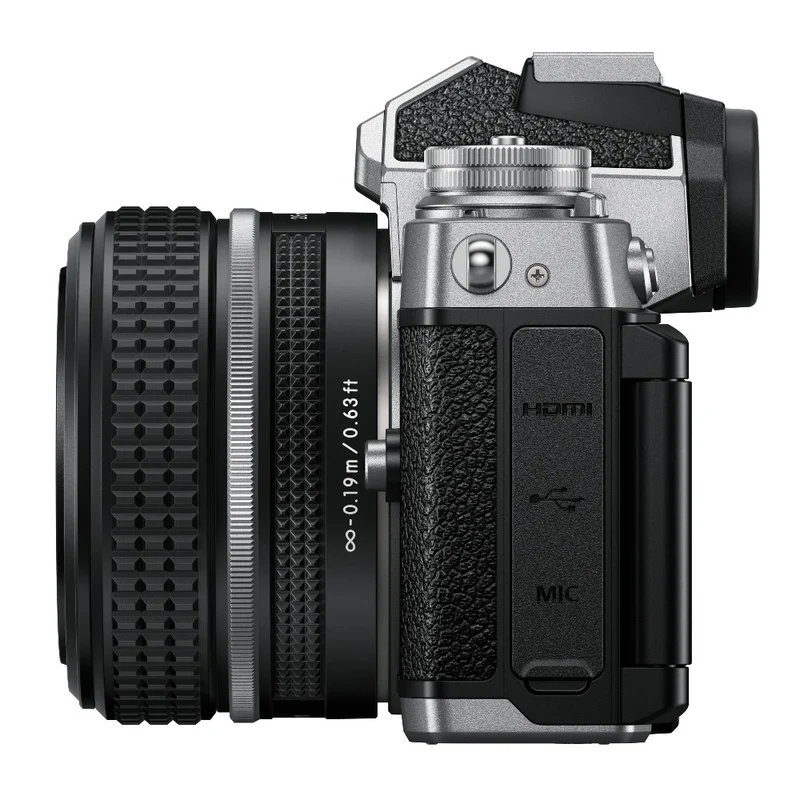 Nikon Z fc + 28 f/2.8 Special Edition