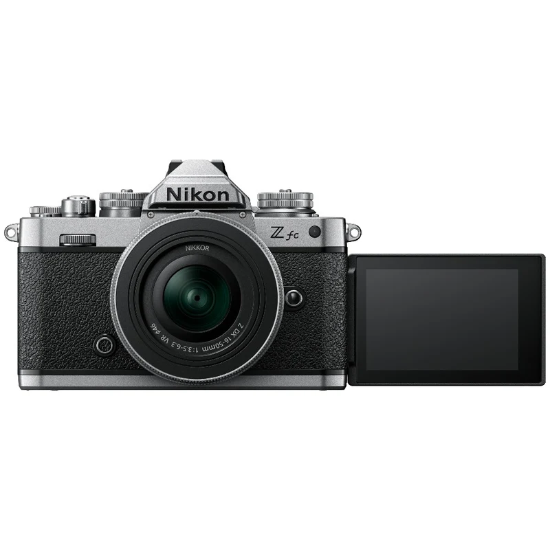 Nikon Z fc + DX 16-50 Silver