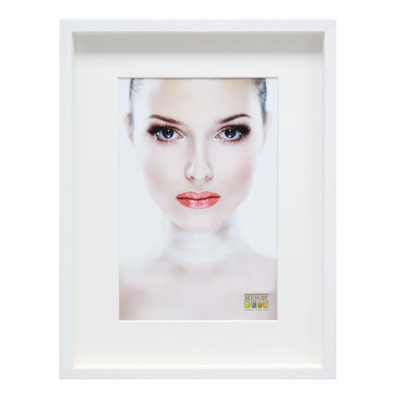 Deknudt White wooden frame to frame objects 30x30 S223K1