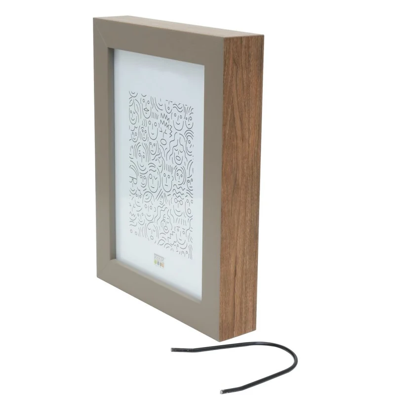 Deknudt Wooden photo frame in beige with wood-coloured side 15x20 S46PH3