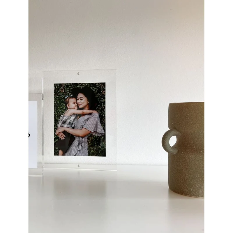 Deknudt Magnetic and transparent photo frame 20mm thick 13x18 S58SA2