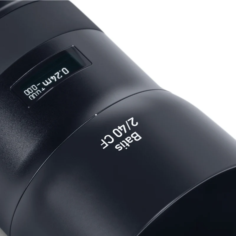 Zeiss Batis 40mm f/2.0 CF Close Focus