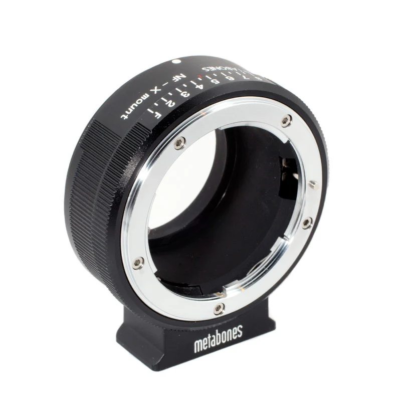 Metabones Nikon G naar Fuji X-Mount / Nikon G naar Fuji X-Mount Kamera mit dem AS kompatiblen Stativbein und Diafragmaring