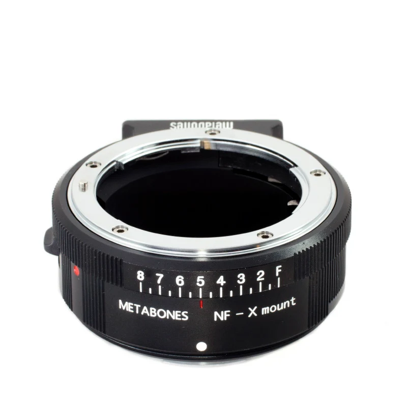 Metabones Nikon G naar Fuji X-Mount / Nikon G naar Fuji X-Mount Kamera mit dem AS kompatiblen Stativbein und Diafragmaring