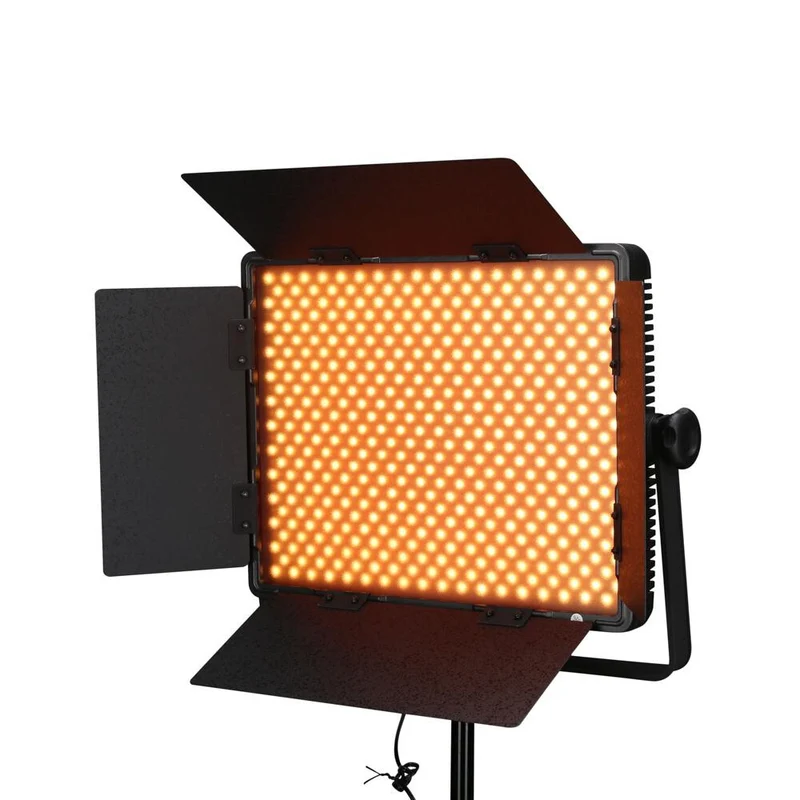 Nanlite 900-CSA Zweifarben-Kit (mit Koffer und Lichtstativ)