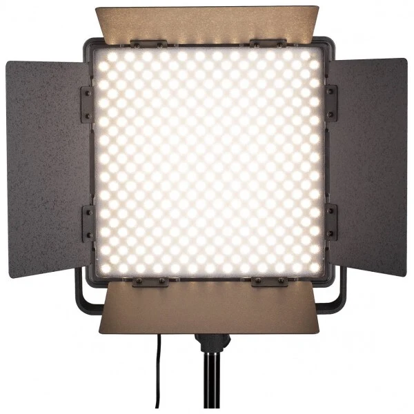 Nanlite 600-CSA bi-color dual kit (with case & light stand)