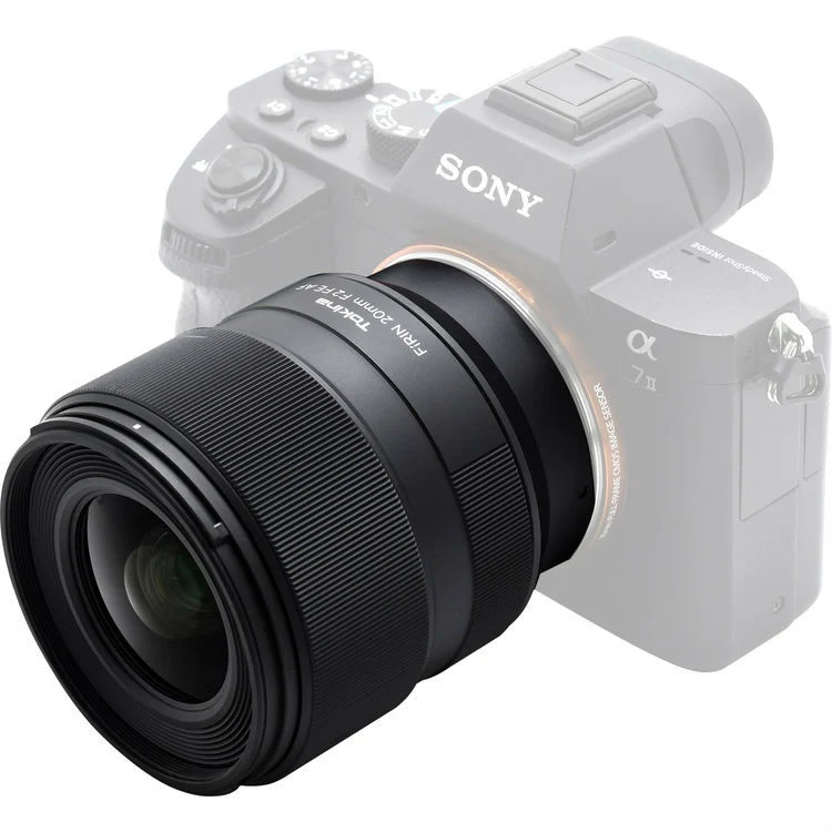 Tokina FiRIN 20mm f/2.0 AF für Vollformat Sony E-Mount
