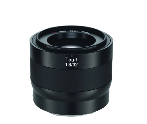 Carl Zeiss Touit 32mm f/1.8 E-Mount
