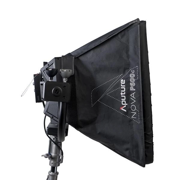 Aputure Nova P600c, SOFTBOX