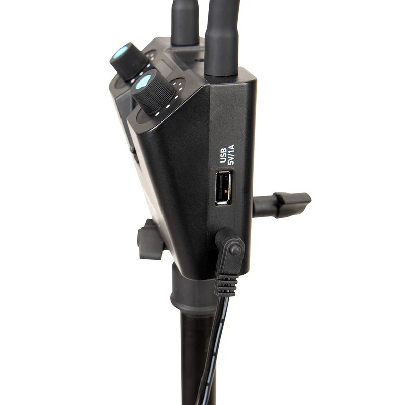 Nanlite Mira 26B Beauty Light (mit Lichtstativ)