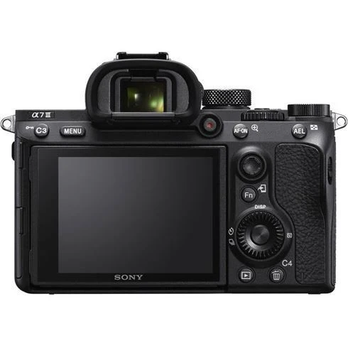 Sony A7 Mark III Body + TAMRON 28-200MM f/2.8-5.6 DI III RXD SONY FE