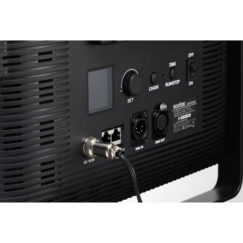Godox Led 1000D MKll mit barndoor