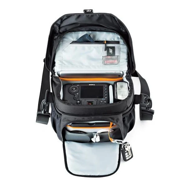 Lowepro Nova 170 AW II schwarz