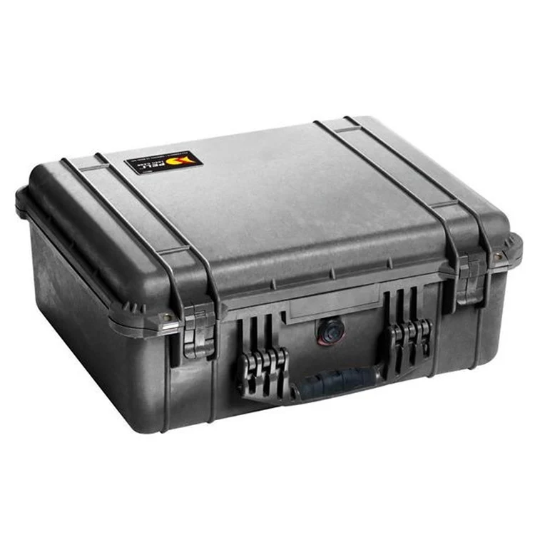 Peli 1550 Schwarz inkl. Foam
