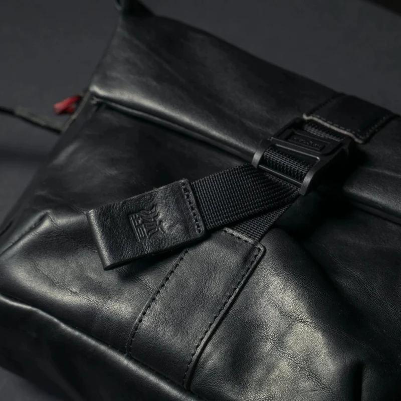 Wotancraft Pilot Reisekameratasche 7L - schwarzes Leder