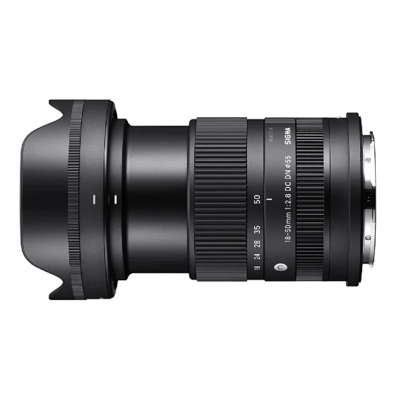 Canon EOS R7 + Sigma 18-50mm f/2,8 DC DN Canon RF-Mount + Canon DM-E1 Stereomikrofon