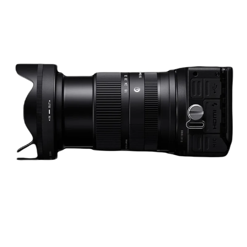 Canon EOS R7 + Sigma 18-50mm f/2,8 DC DN Canon RF-Mount + Canon DM-E1 Stereomikrofon